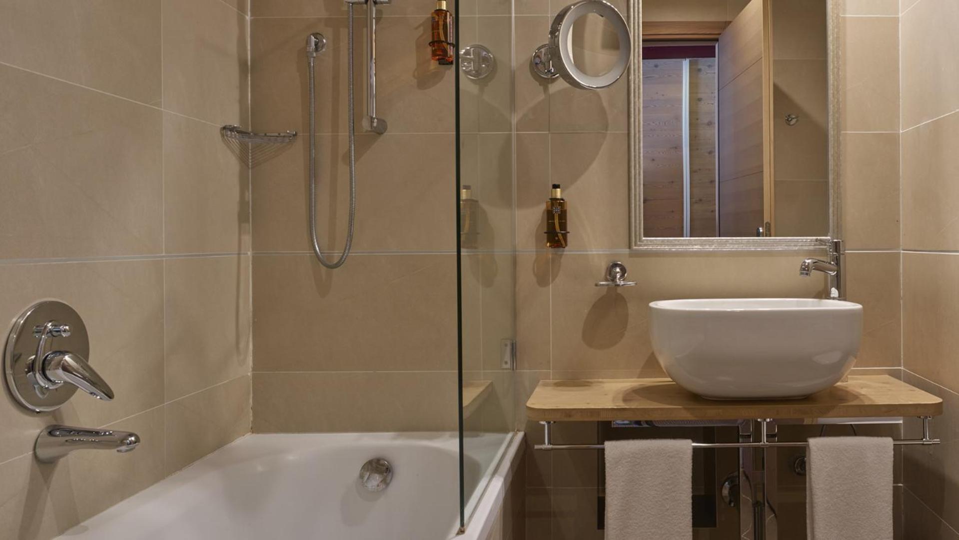 Sansicario Majestic 4*